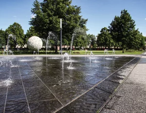 Fountains & Landmarks