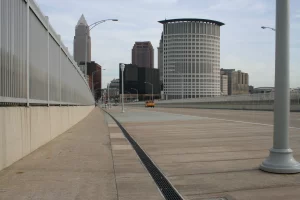 Veterans Memorial Bridge