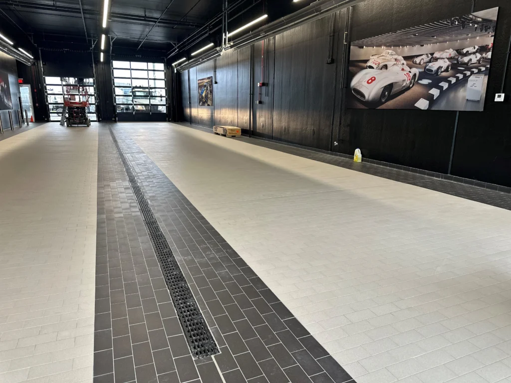 Mercedes-Benz of Romeoville